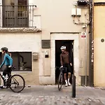 Hotel La Comuna By Bon Dia Residences Girona