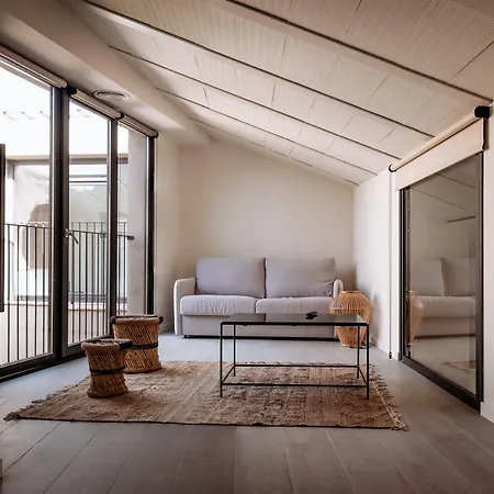 La Comuna By Bon Dia Residences 酒店