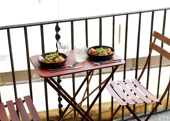 La Comuna By Bon Dia Residences Отель