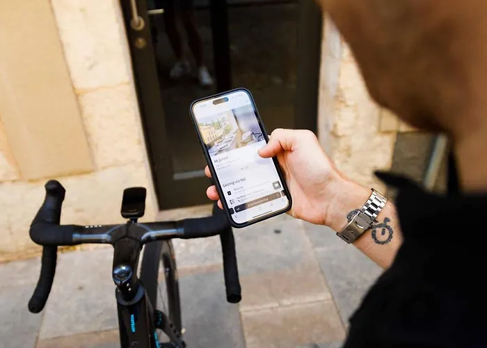 La Comuna By Bon Dia Residences Отель Жирона