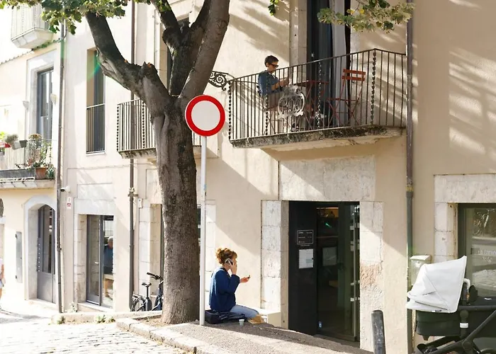 Отель La Comuna By Bon Dia Residences