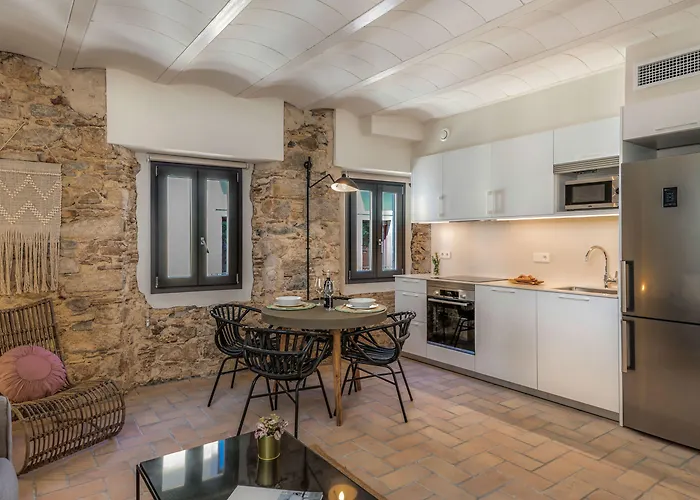 Отель La Comuna By Bon Dia Residences 3*