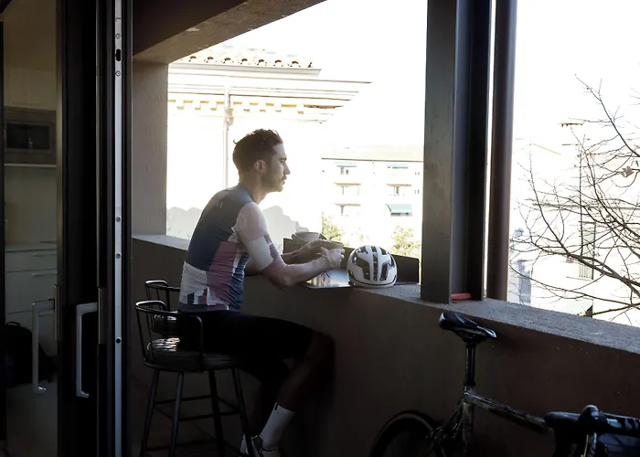 Отель La Comuna By Bon Dia Residences 3*